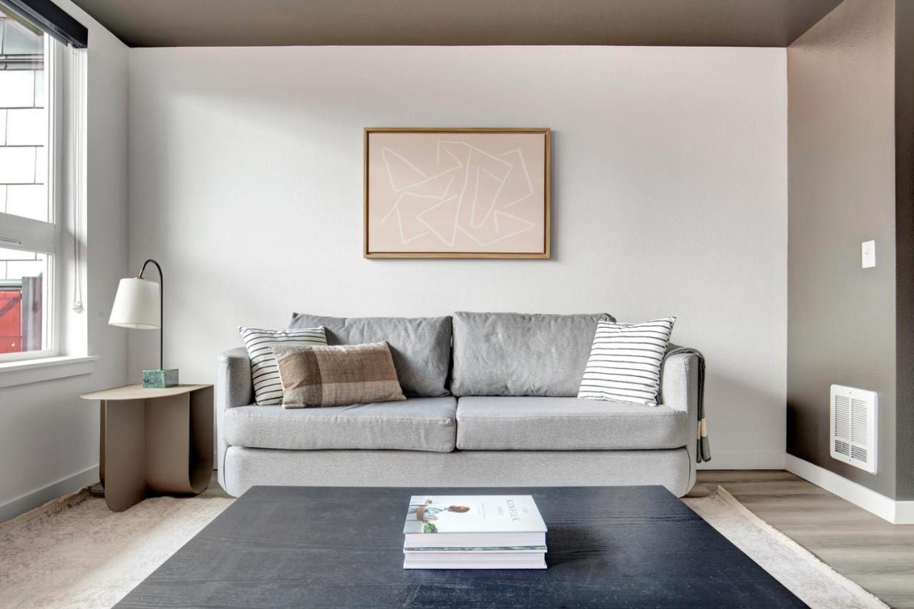 Capitol Hill 1br W Gym Bbq Nr Su Scc Sea-261 *